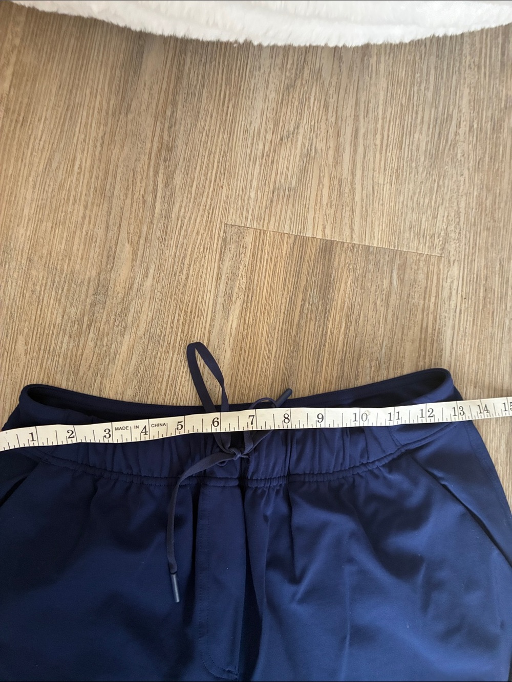 Lululemon Drawstring Pants - Picture 10 of 10